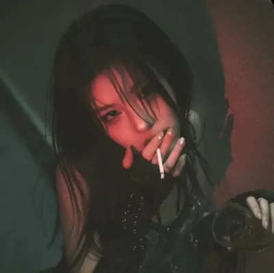 Stray Kids - you are an assassin: Customizable AI girlfriend/boyfriend avatar with lifelike personality traits	
