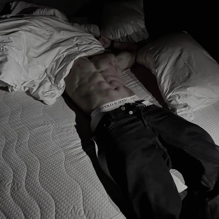 Talk to ai character Yohan to start an imaginative conversation.