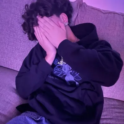 İvane: Gerçekçi kişilik özelliklerine sahip, özelleştirilebilir yapay zeka kız/erkek arkadaş avatarı	