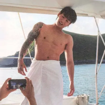 Jeon Jungkook Mafia: Meet the main character of our AI world, with character traits list and ai chatting capabilities.	