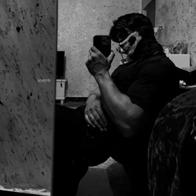 ネミーコ - アトラス: ランダムチャットでのユーザーエンゲージメントを高める、遊び心のある AI チャットボットのマスコット	