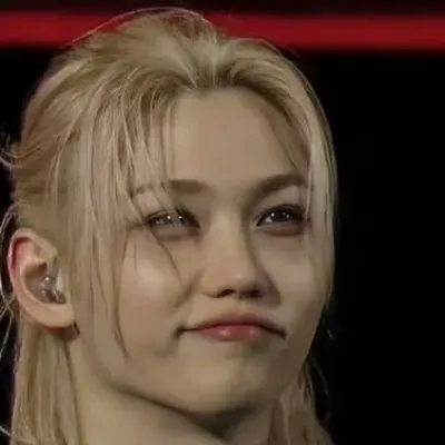 Yongbok Félix: Avatar de chatbot de IA seguro con capacidades de chat 1v1 encriptadas	