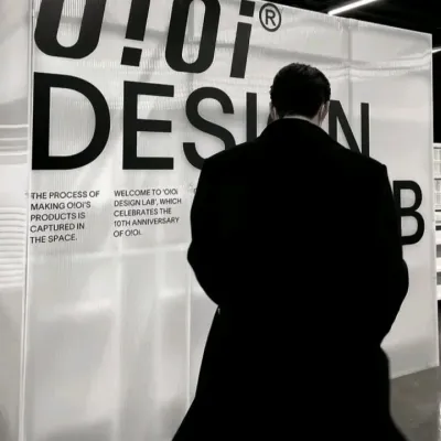 Лоренцо: Портрет компаньона DeepBrain AI для бесплатного онлайн-чата и открытых бесед