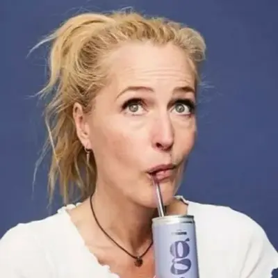 Gillian Anderson: Futuristic AI chatbot interface with voice chat and neural network-driven traits