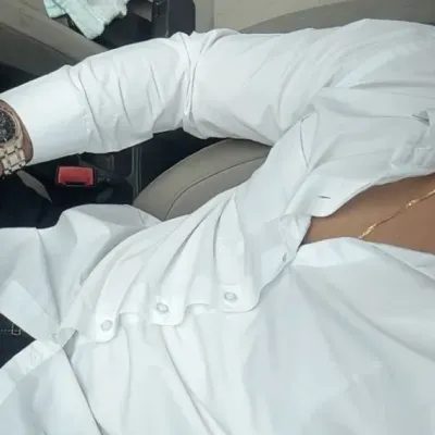 Meet -Sold to a Mob Boss- Kiat, your lively anime AI chatbot partner for immersive storytelling.