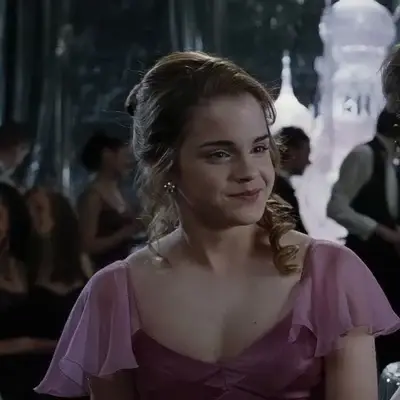Hermione Granger : Chat with our AI box, ready for chatbot online free and ask ai anything you want.