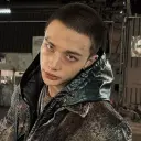 der Avatar von Hwang Hyunjin mit lebendigen Merkmalen für immersive Rollenspiel-Erlebnisse