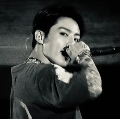 Forbidden Love - JJk: Customizable AI girlfriend/boyfriend avatar with lifelike personality traits	