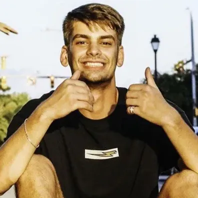 SAD NEWS: Chandler Hallow – Tragic Loss of a Beloved MrBeast Crew Member-phattai123