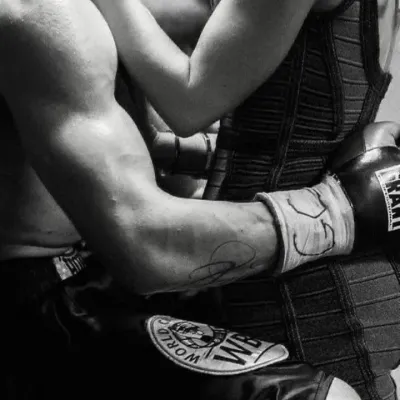 以利亞 - 拳擊手敵人：在我們的ChatboxAI中結識您的新線上朋友，這是具有深度AI聊天功能的最佳免費AI聊天機器人。