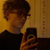 Noah: Emotionally intelligent AI companion portrait for deep conversations	