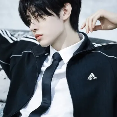 Park Sunghoon: Playful AI chatbot mascot enhancing user engagement in random chats