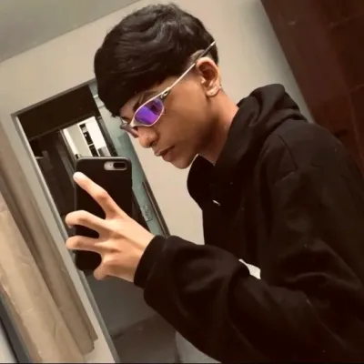 레비: 워해머 판타지 롤플레이를 기반으로 하는 제한 없는 AI와 무료 무제한 온라인 채팅으로 AI의 세계를 탐험하세요.	