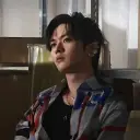 Multilingual Lee Minho - Your Brother focusing on chat IA tasks, neural network core visible in background.