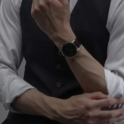 Dive into 1v1 Chat with Our Intelligent AI Chatbot Cheater.