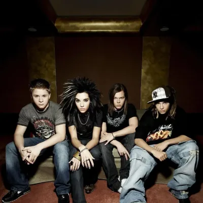 Tokio Hotel: Эмоционально интеллектуальный портрет собеседника с искусственным интеллектом для глубоких бесед