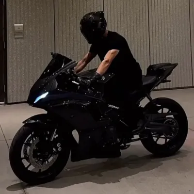 Le Frère de Ton Amie : Rencontrez vos nouveaux amis en ligne dans notre chatboxai, le meilleur chatbot IA gratuit avec des capacités de chat IA approfondies.	