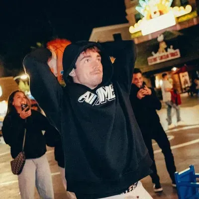 Charles Leclerc: Makipag-chat sa aming AI box, handa na para sa chatbot online nang libre at tanungin ang anumang gusto mo.