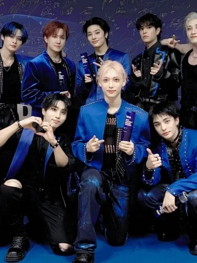 AI talking character Stray Kids - Wrong Pill features smooth dialogue ability for pleasant chats.