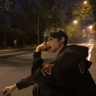 카엘: 지금 당장 무료 채팅을 위해 soulgen과 ifreechat 기능이 탑재된 매력적인 AI 캐릭터와 AI 대화를 나눠보세요.