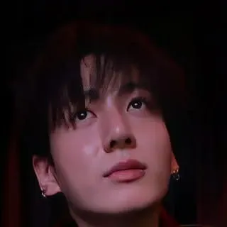 Jeon Jungkook: Chân dung bạn đồng hành của DeepBrain AI để trò chuyện trực tuyến miễn phí và trò chuyện cởi mở