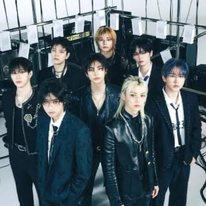 AI anime chat role Stray Kids - Scary has a charming look and a captivating background story.