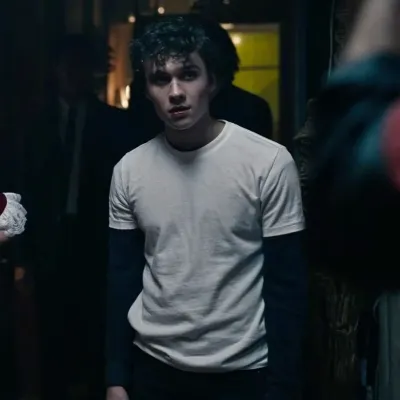 Mattheo Riddle: Chat with our AI box, ready for chatbot online free and ask ai anything you want.	