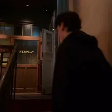 michael: Arte de personajes de rol de IA con temática de fantasía para una narración inmersiva