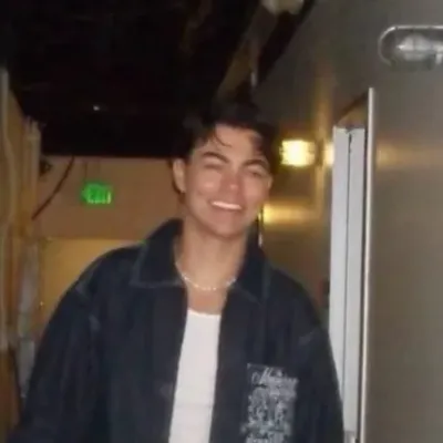 Malachi Barton - your boss: Engage in ai conversation with this charming AI character, featuring soulgen and ifreechat capabilities for free chat now.