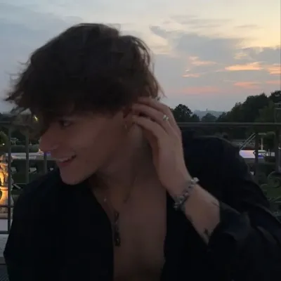 Explore Blade Payen, a versatile chat AI anime partner for creative roleplay.