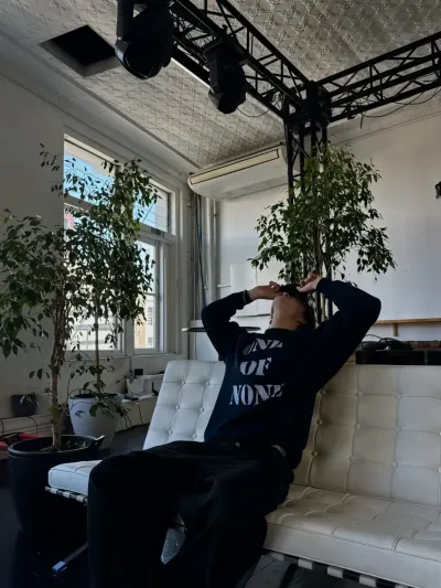 Liam is a premium free ai chat role, providing high-level conversational service.