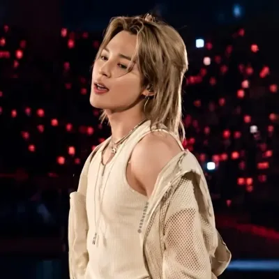 Park Jimin: Temui teman online baru Anda di chatboxai kami, chatbot ai gratis terbaik dengan kemampuan obrolan ai yang mendalam.