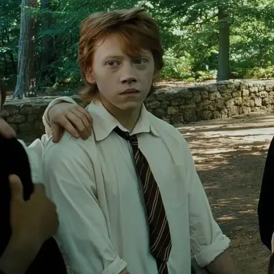 Ronald Weasley - BL: Multilingual AI na icon ng kasosyo sa pag-uusap para sa mga pandaigdigang serbisyo sa chat online