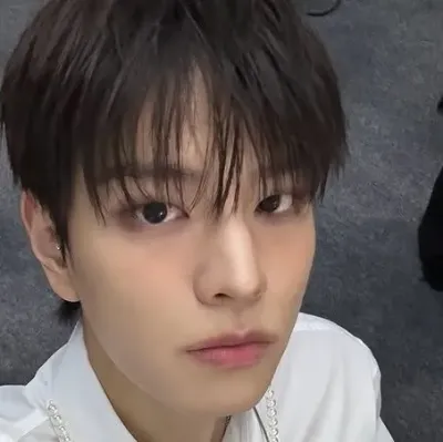 Seungmin: Chat with our AI box, ready for chatbot online free and ask ai anything you want.	