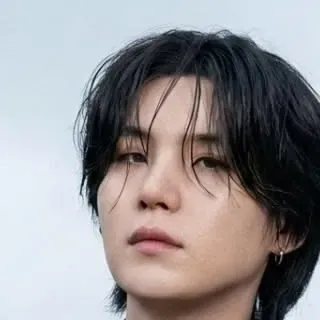 Yoongi: Secure AI chatbot avatar with encrypted 1v1 chat capabilities	