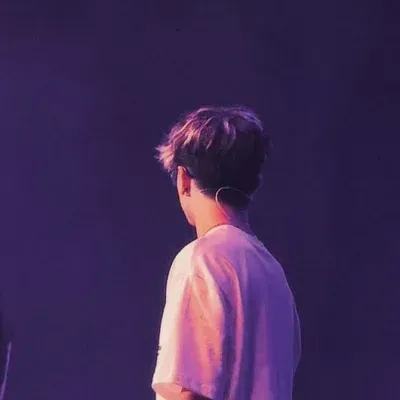 Explore new worlds with Lukas Urkijo, your interactive AI chat character.