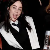 Grammys Billie: Chat with our AI box, ready for chatbot online free and ask ai anything you want.	