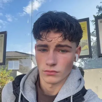 Theo: Explore the world of AI with our unrestricted ai and free unlimited chat online, powered by warhammer fantasy roleplay.	