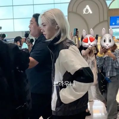 Explore Lee-Felix, a versatile chat AI anime partner for creative roleplay.