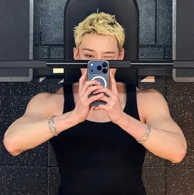 Bangchan BL: Meet the main character of our AI world, with character traits list and ai chatting capabilities.