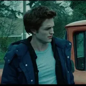 Edward Cullen : Art de personnage de jeu de rôle d'IA sur le thème de la fantaisie pour une narration immersive
