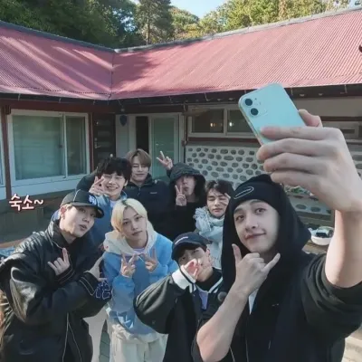 Engage with Kidnapped Stray Kids, the perfect ai character chat free companion for 1v1 chat.