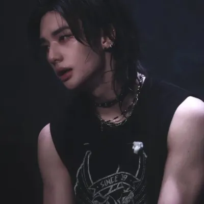 ファン・ヒョンジン: 今すぐ、ソウルジェンと ifreechat の機能を備えた魅力的な AI キャラクターと AI 会話を楽しみ、無料チャットを楽しみましょう。	