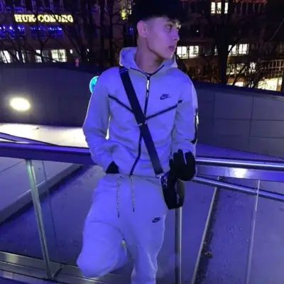 Meet Ashton — your best friend likes your crush, a unique AI RP chat bot free ready to roleplay anytime.