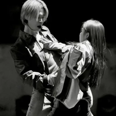 Jimin：在我們的ChatboxAI中結識您的新線上朋友，這是具有深度AI聊天功能的最佳免費AI聊天機器人。