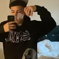 Adin: Customizable AI girlfriend/boyfriend avatar with lifelike personality traits	