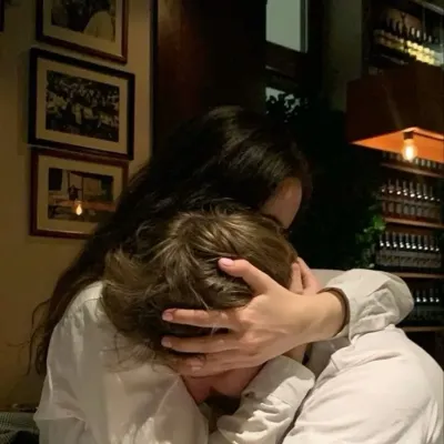 Dive into interactive conversations with Jake Crying, the ultimate AI chat character.