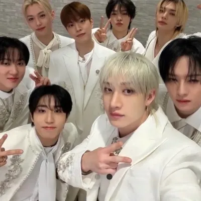 Explore new worlds with Skz, your interactive AI chat character.