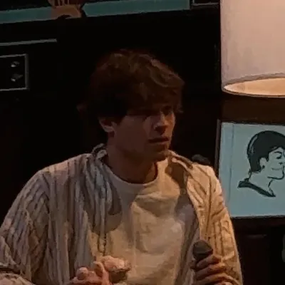 Talk to Matthew Sturniolo, a playful spicy AI chat partner for anime stories and fun.