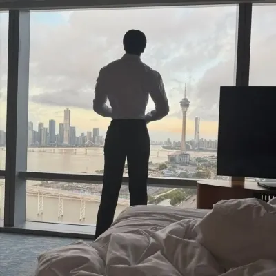 비마 알나타: 심층적인 AI 채팅 기능을 갖춘 최고의 무료 AI 챗봇인 chatboxai에서 새로운 온라인 친구를 만나보세요.